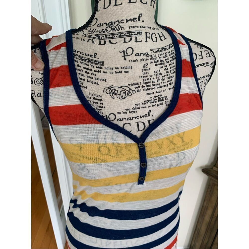 ColStory Razor Back Striped Tank NWOT - Picture 5 of 10